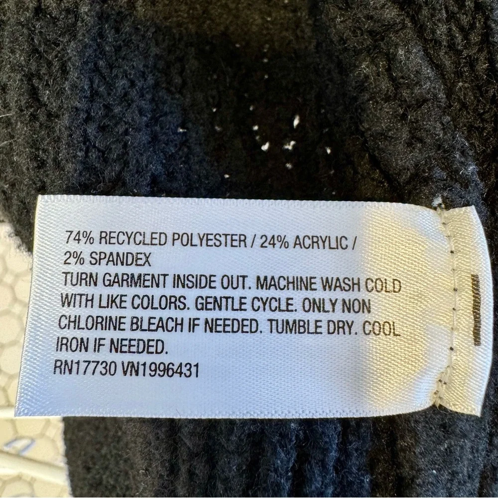 Universal Thread Black Ribbed Button-Front Cardigan - Picture 3 of 4